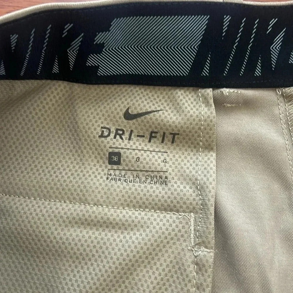 Nike Dri-Fit khaki shorts W 36 - Picture 2 of 3